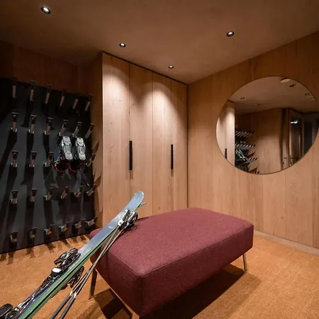 Apartamento Luxury Ski-in Ski-out Home-lech With 5 Bedrooms